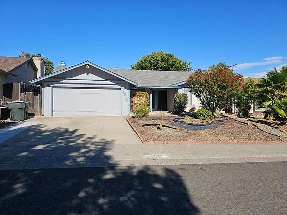 3rd image of 6528 Sagebrush Way