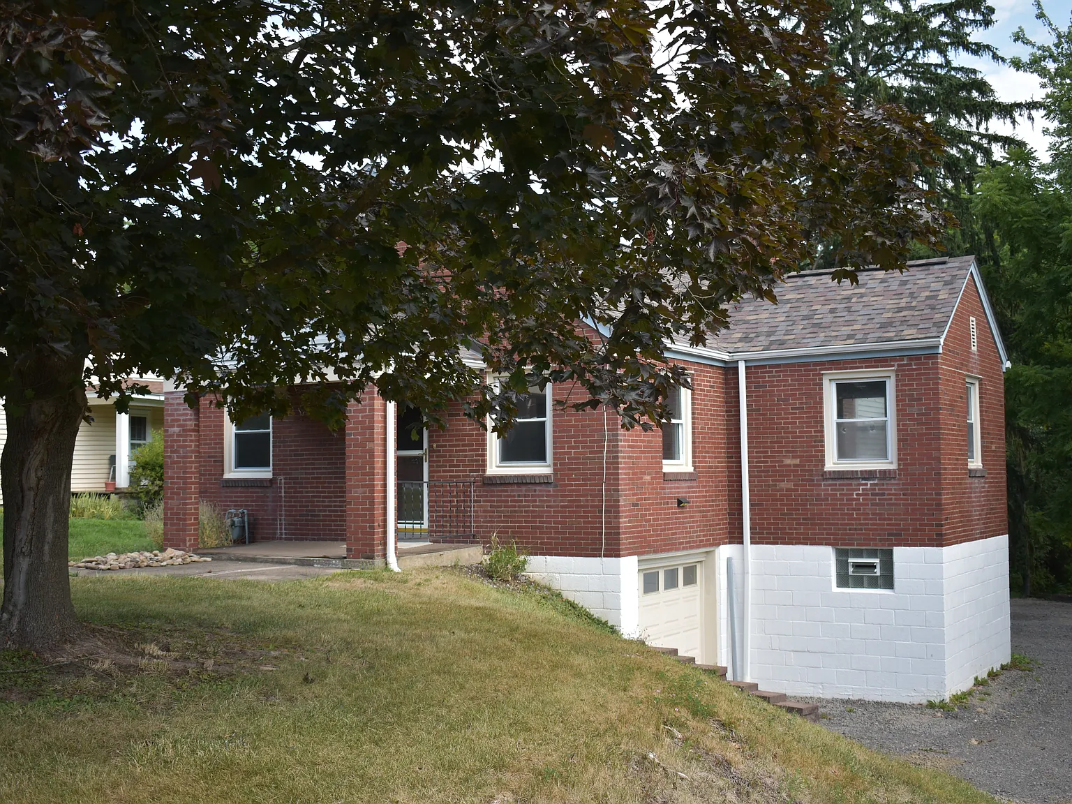 3 bed, 1332 sqft, $1,850 — Photo 2