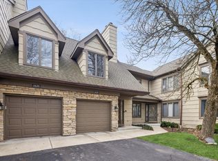 1125 Foxtail Ct, Darien, IL