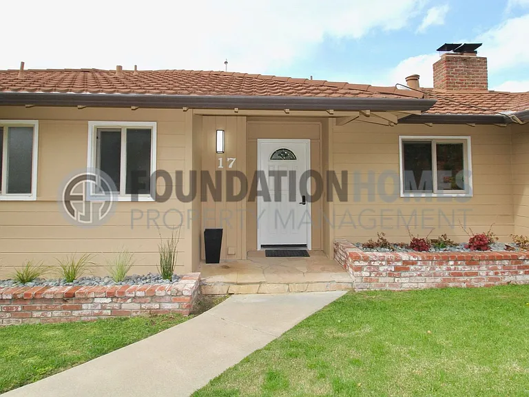 17 Portola Ave — Photo 2