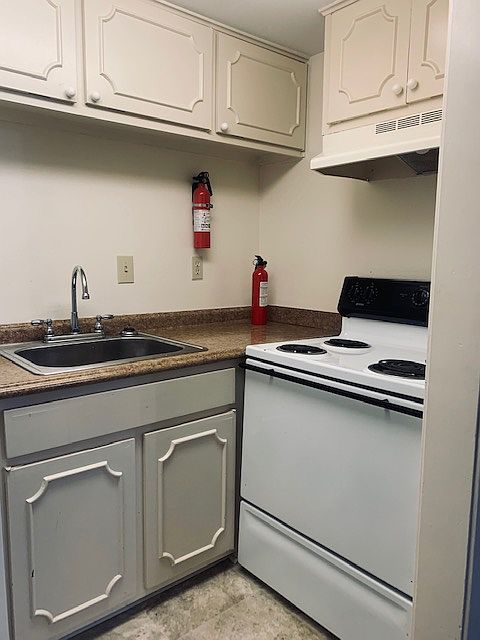 1st image of 1401 Saint Andrew St #114d7bf6c
