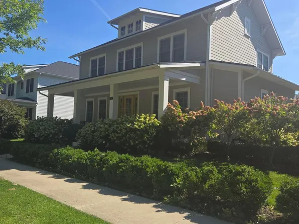 5717 Evans Farm Dr, Lewis Center, OH 43035