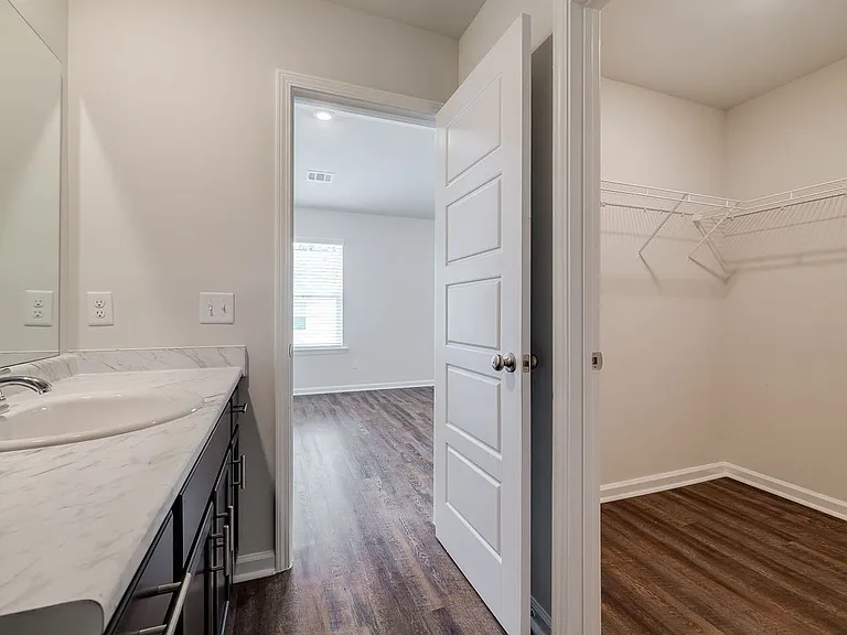 8 Red Robin Ct — Photo 20