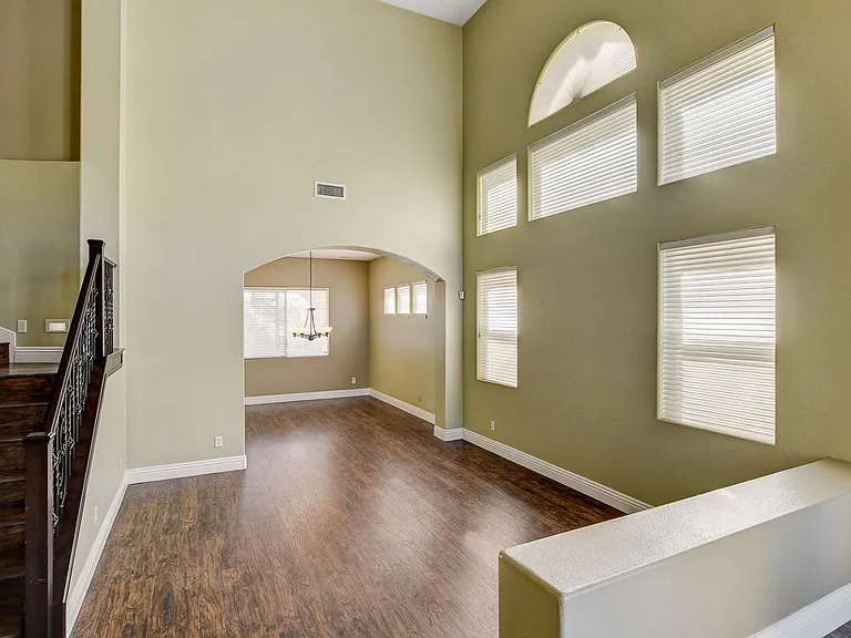 408 Silver Prairie Ct — Photo 7