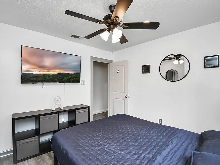 15711 Creekhaven Dr — Photo 27