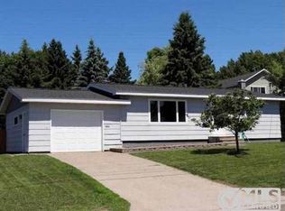 1157 Ingot St, Hancock, MI 49930