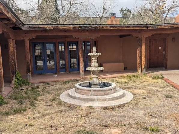 540 El Rey Dr, Corrales, NM 87048