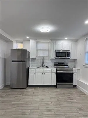 1 bed, 1.0 bath, 655 sqft, $2,100 — Photo 1
