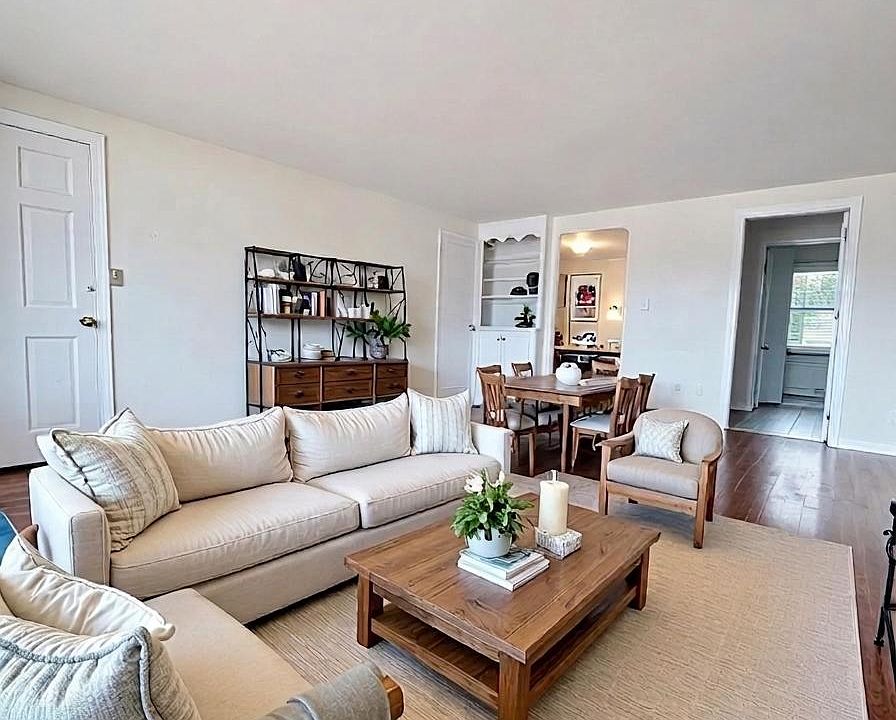 1st image of 132 South St APT 2
