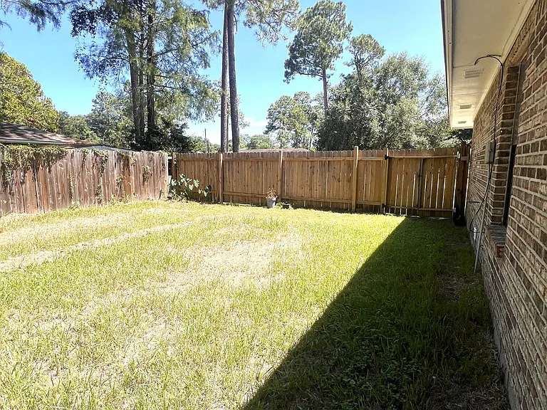 122 Via Don Ray Rd #C — Photo 14