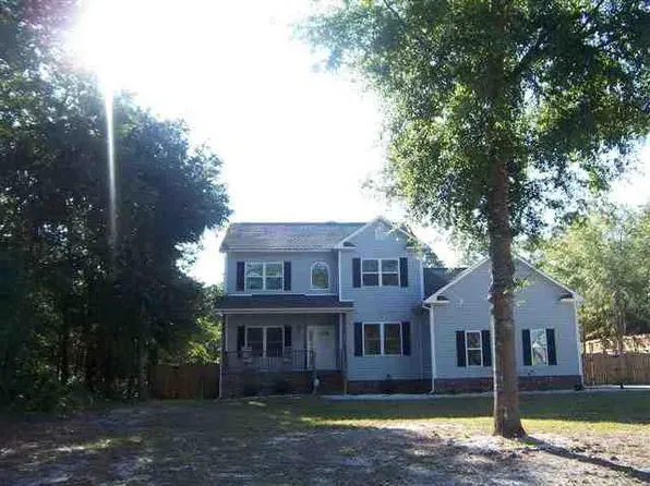 756 Chadwick Shores Dr, Sneads Ferry, NC 28460