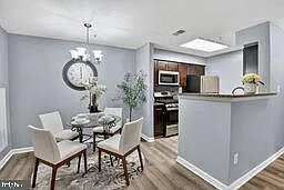 Largo Town Center Condo Phase 1 — Photo 4