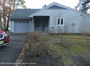 101 Clipper Ct #11, Toms River, NJ 08753