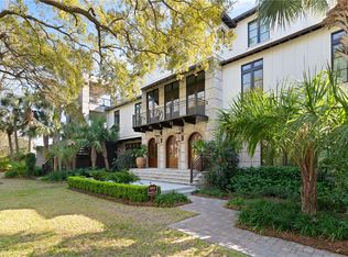 1913 Dixon Ln, Saint Simons Island, GA 31522
