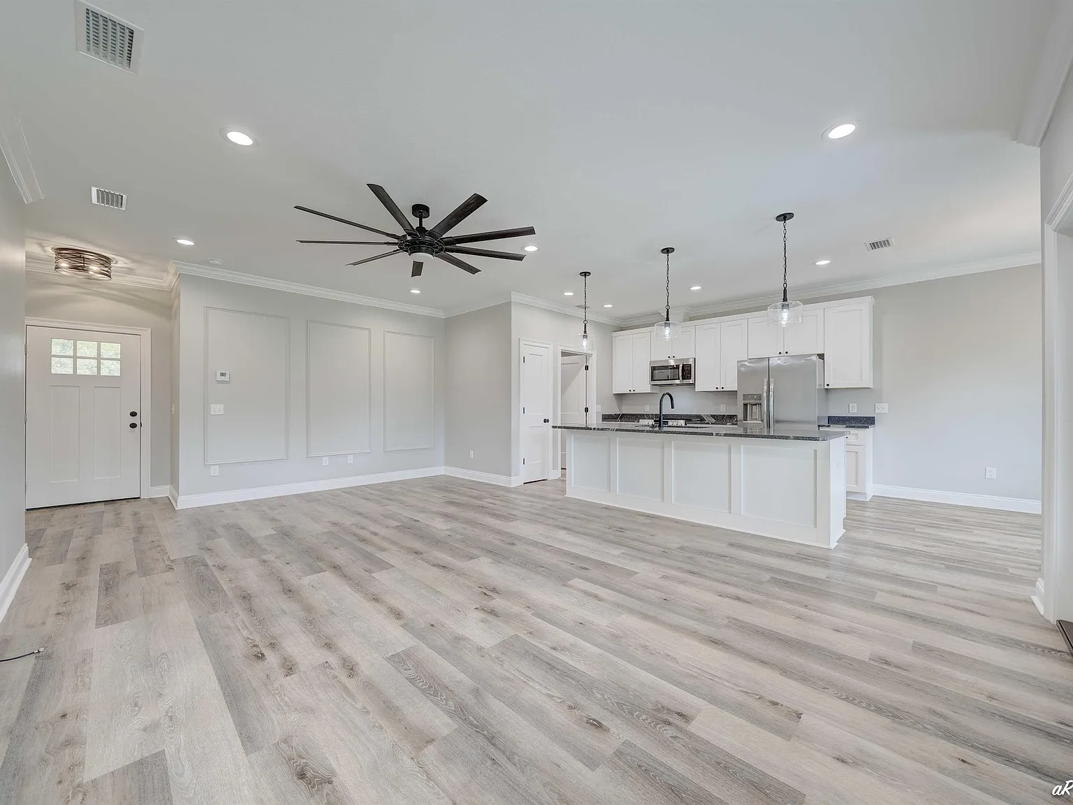 4447 Huckleberry Lane - 1 — Photo 4