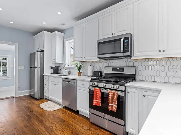 54 Wesley Rd #B — Photo 5