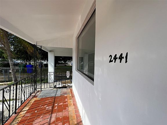 4th image of 2441 NW 32nd St #A