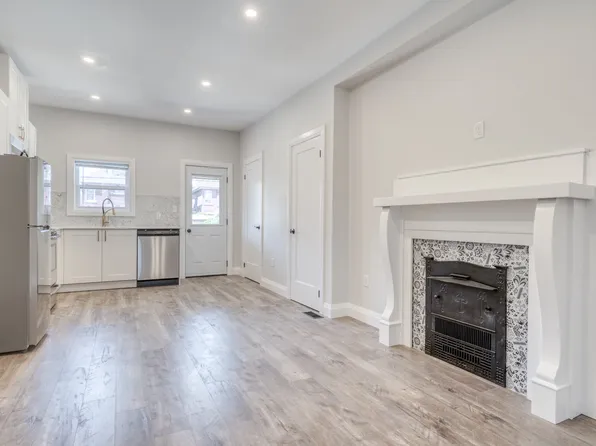 37 Garfield Ave N #1, Hamilton, ON L8M 2R5