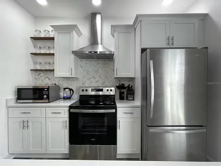 505 S Myrtle Ave — Photo 9