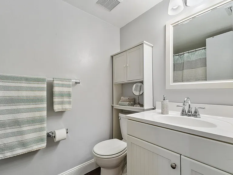 671 SW South River Dr #105 — Photo 24