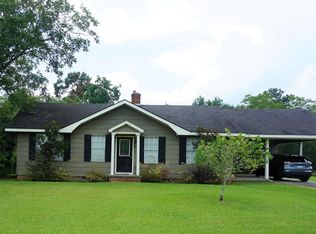 7 Victory Rd, Laurel, MS 39443