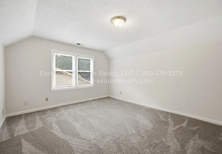 4535 Dawnwood Dr — Photo 19