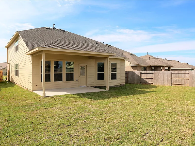 8139 Fairfield Manor Way — Photo 32