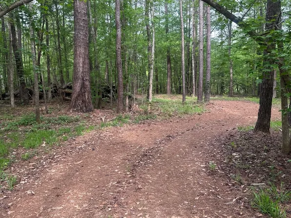 24 Hamlin Rd, Jackson, GA 30233