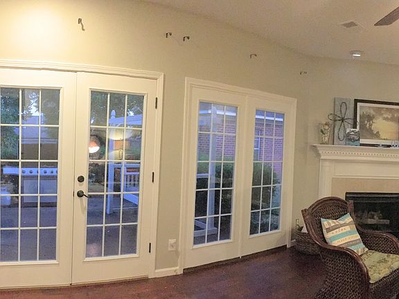 4th image of 2761 Dickens Place Dr