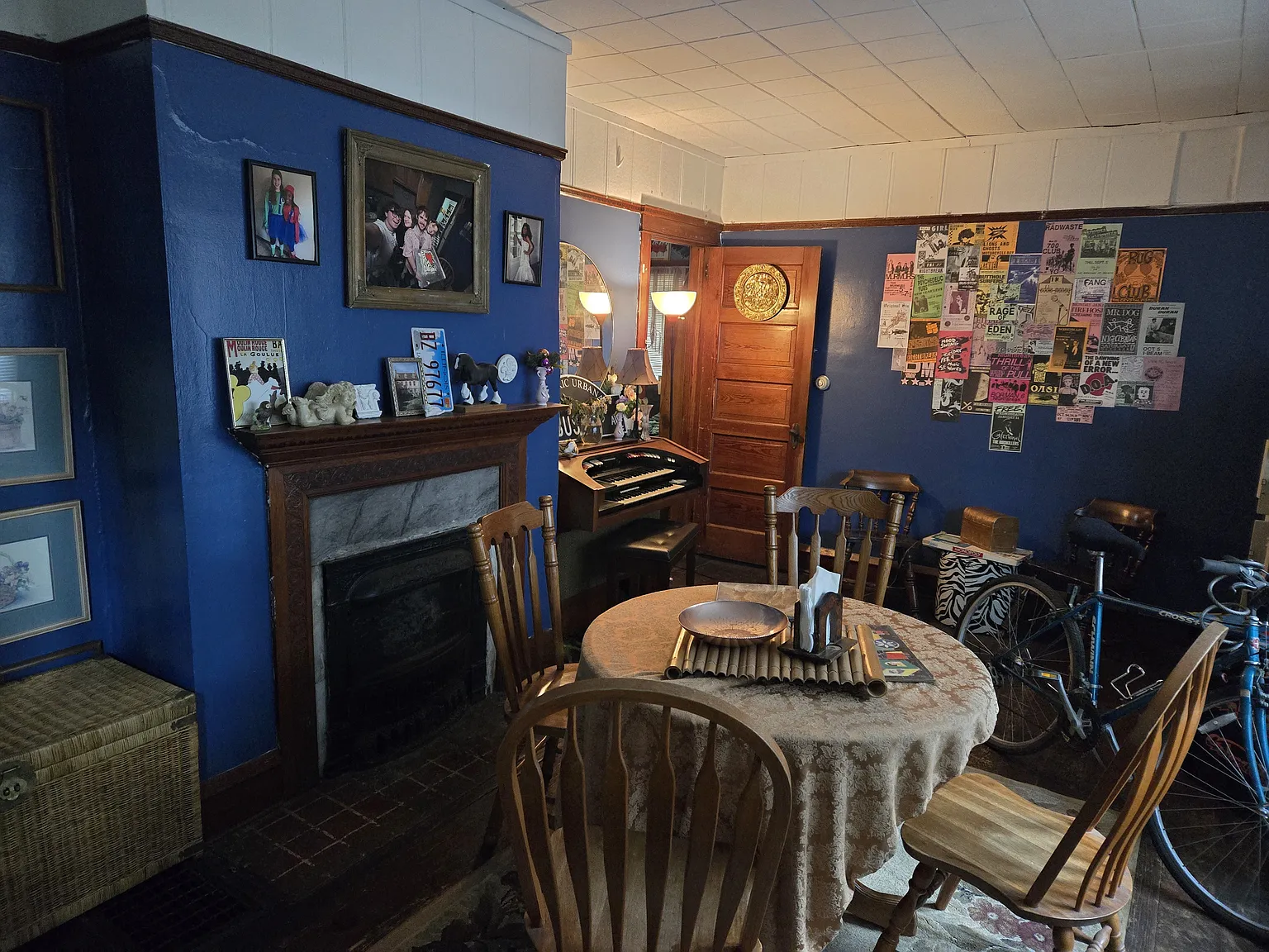 5 bed, 2600 sqft, $2,550 — Photo 3