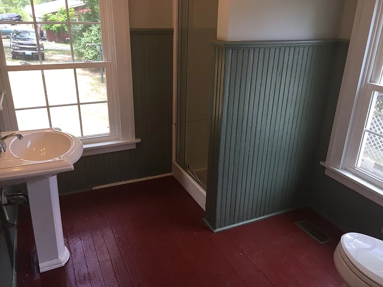 209 N Mulberry St — Photo 10