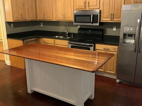 5th image of 194 Glenwood Ave #1R
