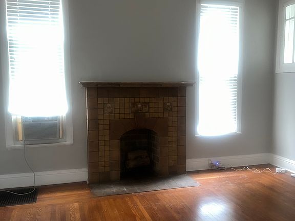 2nd image of 3107 Durrell Ave #1