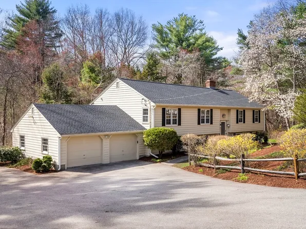 39 Dakin Rd, Sudbury, MA 01776