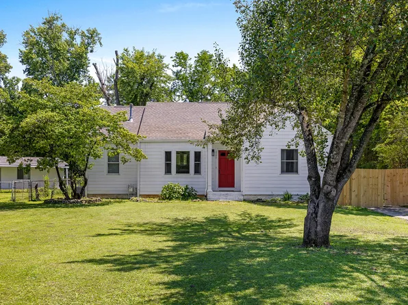 6240 E Brainerd Rd, Chattanooga, TN 37421