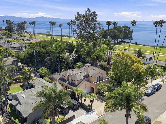 2nd image of 110 Santa Rosa Pl