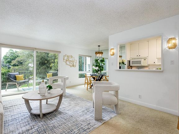3rd image of 904 Peninsula Ave APT 307