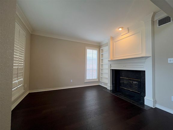 4th image of 8628 Forest Glenn Dr