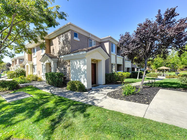 Broadstone at Stanford Ranch — Photo 9