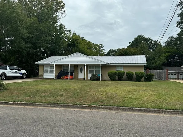 1290 Adell St, Prattville, AL 36066
