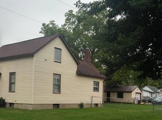 2109 S Main St, Burlington, IA 52601