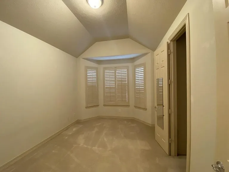 8311 Cabrillo Landing Ct — Photo 17