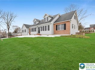 466 E Chestnut St, Nazareth, PA 18064