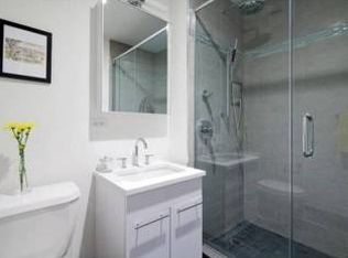 260 W 25th St, New York, NY 10001