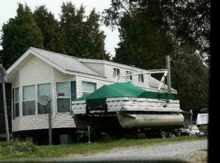 1889 Oak Grove Rd, Dandridge, TN 37725