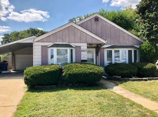 4853 W 93rd St, Oak Lawn, IL 60453
