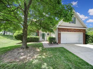 8439 Blue Aster Ln, Charlotte, NC 28269