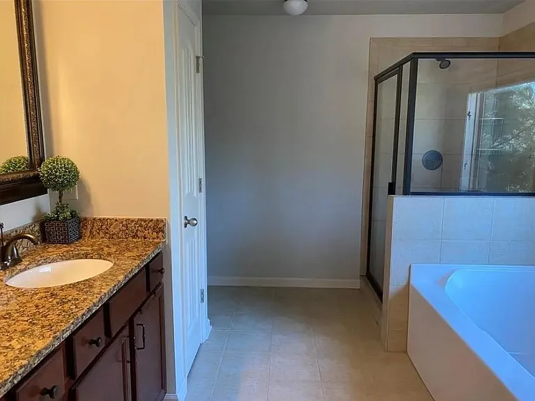 1030 Delo Ln — Photo 21