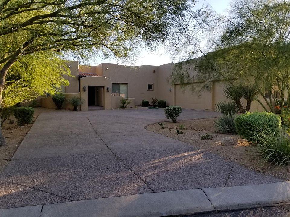 exterior view 1