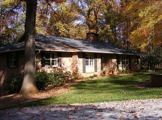 41 Glenwalden Cres, Tryon, NC 28782